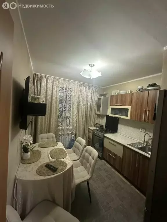 2-комнатная квартира: Саратов, улица имени К.П. Панченко, 4/5 (53.8 м) - Фото 1