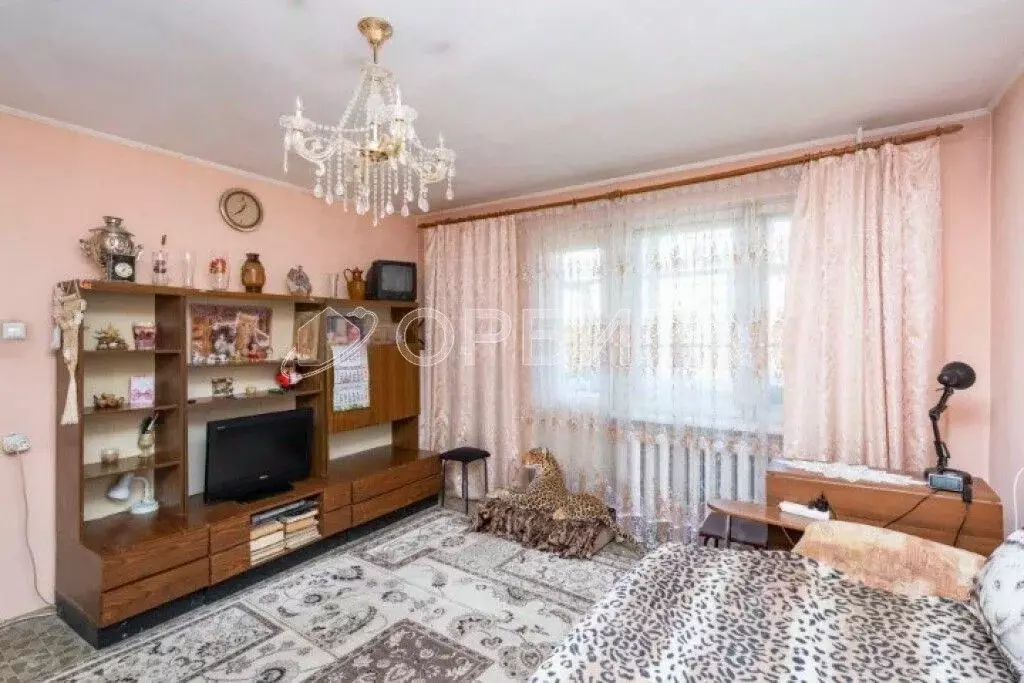 3-к кв. Тюменская область, Тюмень ул. Монтажников, 16 (64.9 м) - Фото 0