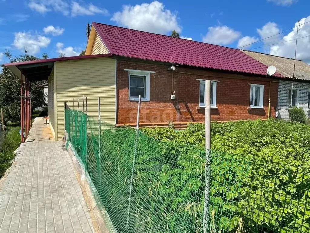 Дом в Калужская область, пос. Бабынино  (100 м) - Фото 1