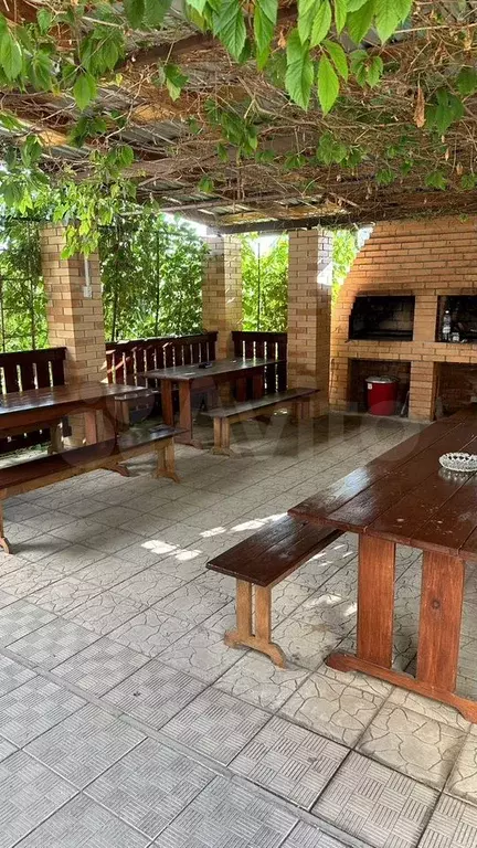 Комната 30 м в 6-к., 1/1 эт. - Фото 0
