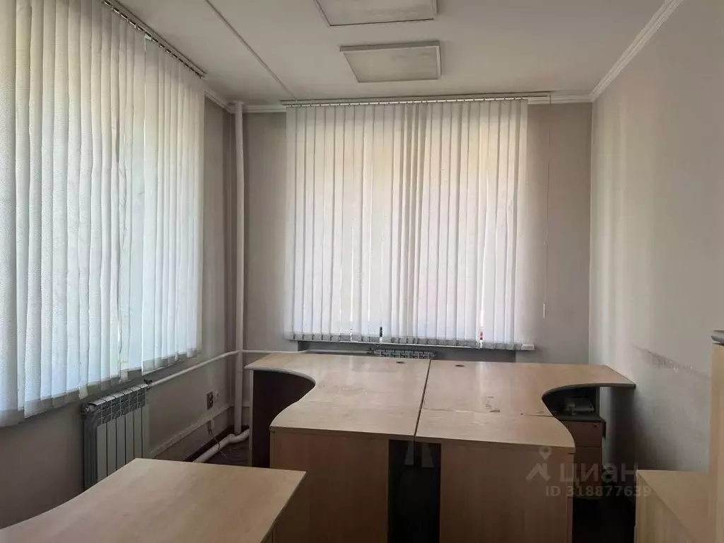 Помещение свободного назначения в Красноярский край, Красноярск ... - Фото 2