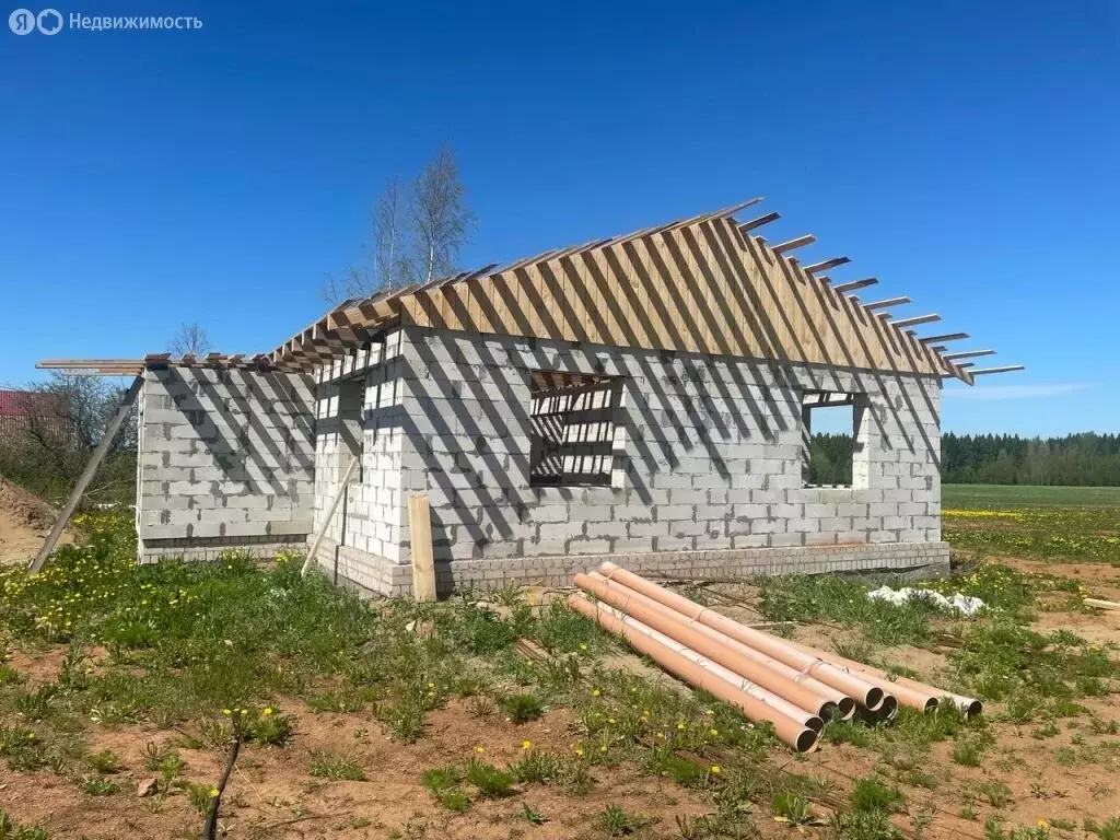 Дом в муниципальное образование Киров, поселок Дороничи (108 м) - Фото 0