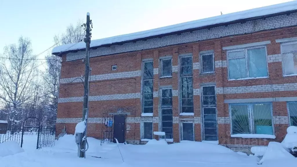 Помещение свободного назначения в Пермский край, Чермоз г. Ильинский ... - Фото 1