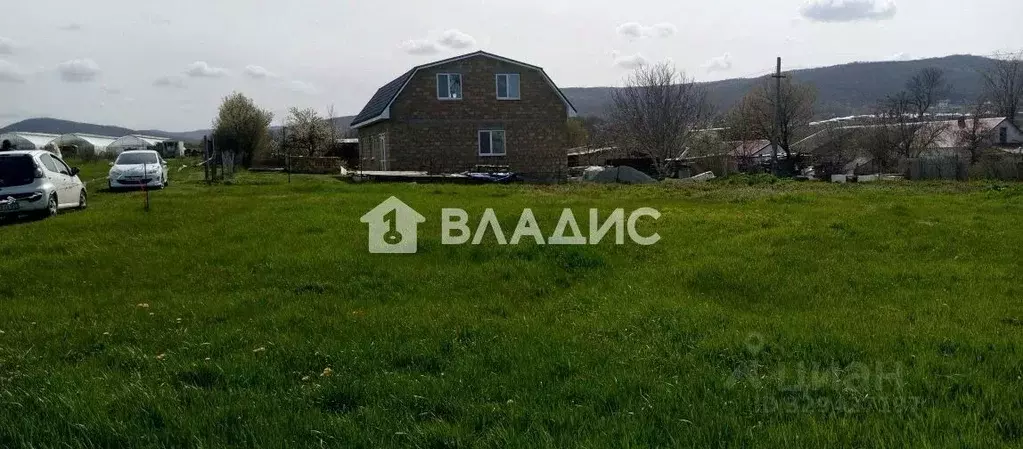 Участок в Крым, Симферопольский район, с. Доброе ул. Лесная, 34Б (12.0 ... - Фото 1