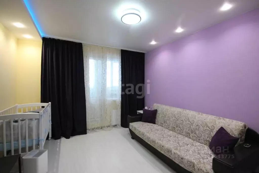 2-к кв. Ямало-Ненецкий АО, Новый Уренгой Сибирская ул., 85 (46.7 м) - Фото 1