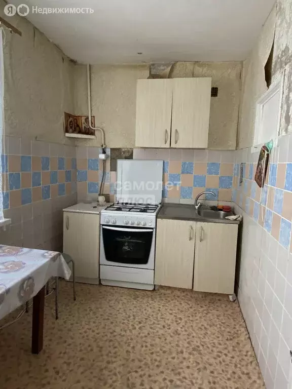 3-комнатная квартира: посёлок городского типа Куженер, Заречная улица, ... - Фото 2