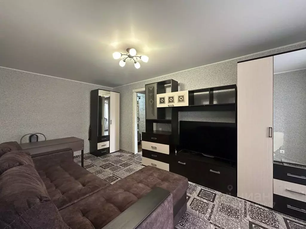 2-к кв. Татарстан, Казань ул. Сибирский Тракт, 25 (42.0 м) - Фото 1