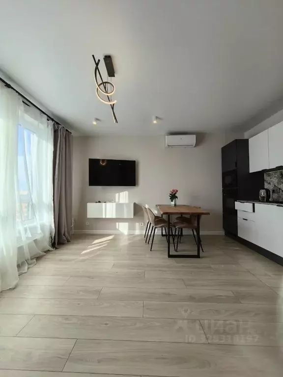 3-к кв. Москва Очаковское ш., 5к6 (75.0 м) - Фото 1