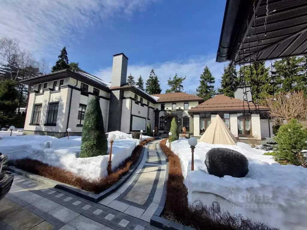 Дом в Московская область, Химки городской округ, д. Юрлово  (827 м) - Фото 1