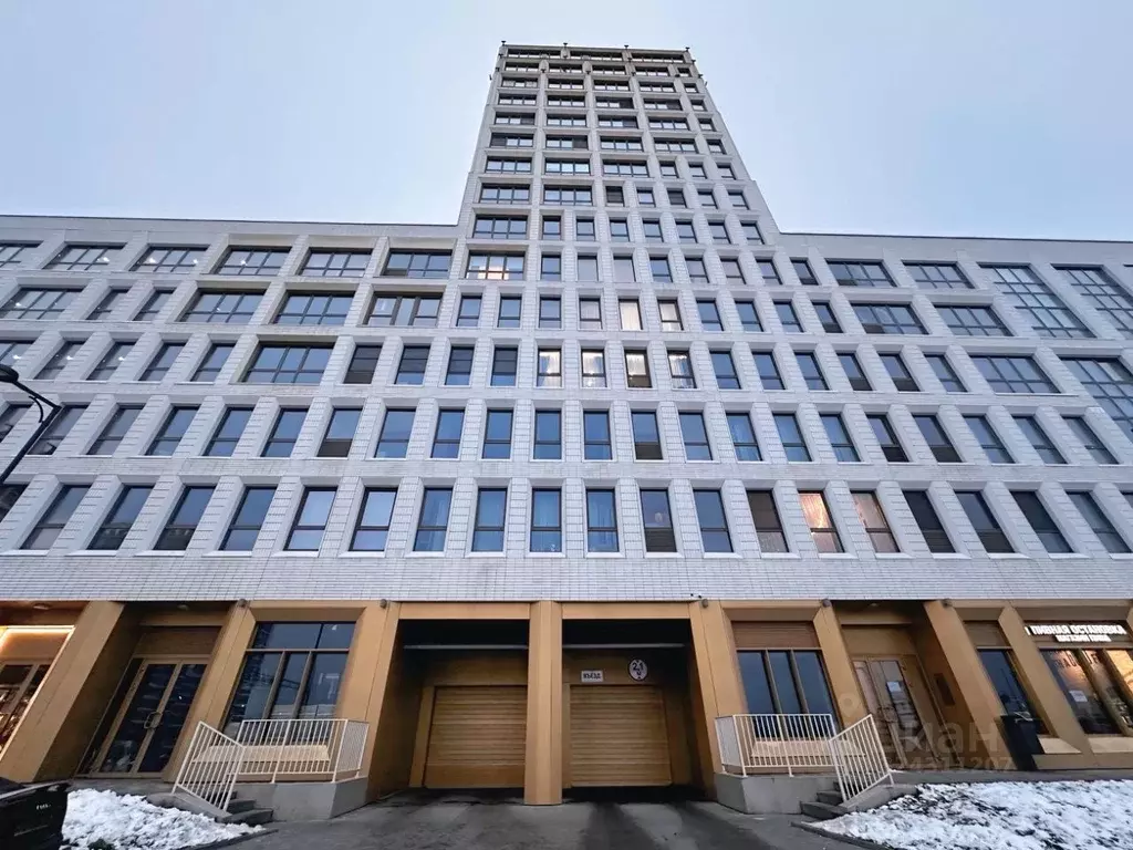 Гараж в Санкт-Петербург ул. Челюскина, 6 (13 м) - Фото 1