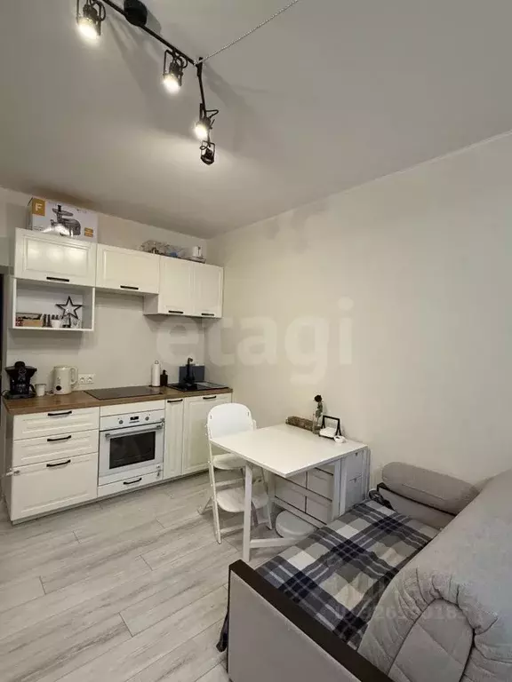 Студия Тюменская область, Тюмень Интернациональная ул., 199к1 (33.0 м) - Фото 1