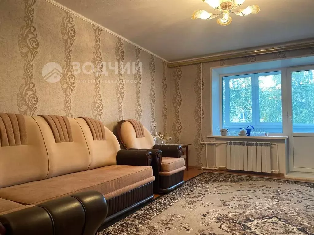 3-к кв. Чувашия, Канаш Заводская ул., 9 (60.9 м) - Фото 1