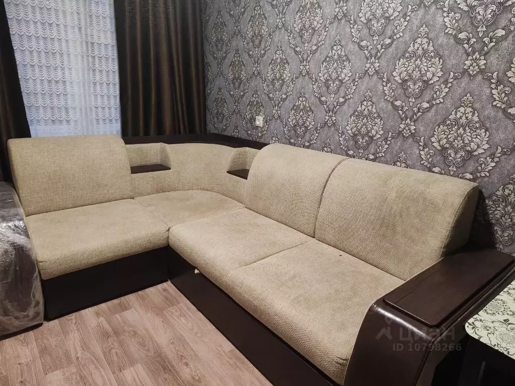 Комната Санкт-Петербург просп. Королева, 50К2 - Фото 1