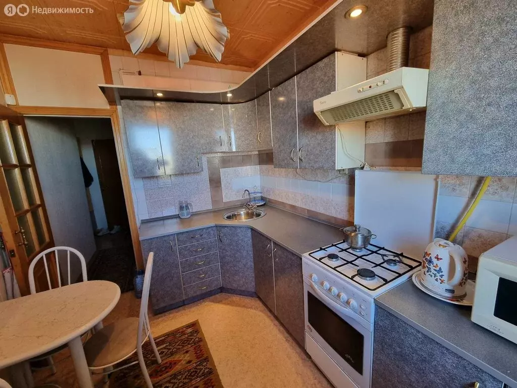 3-комнатная квартира: Тула, улица Кирова, 25 (67.4 м) - Фото 0