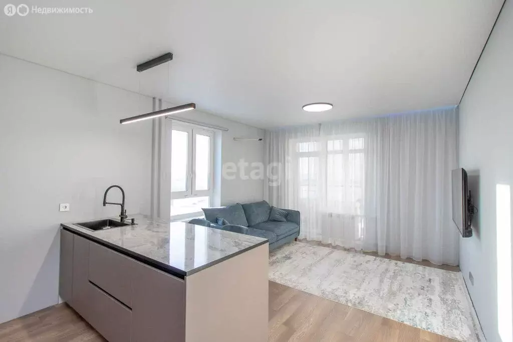 2-комнатная квартира: Тюмень, улица Пожарных и Спасателей, 5к1 (70 м) - Фото 2