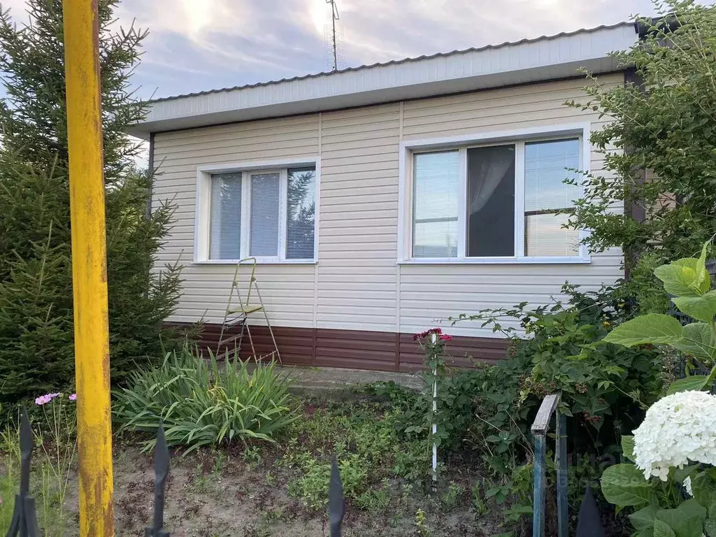 Дом в Самарская область, Ставропольский район, Мусорка с/пос, с. ... - Фото 1