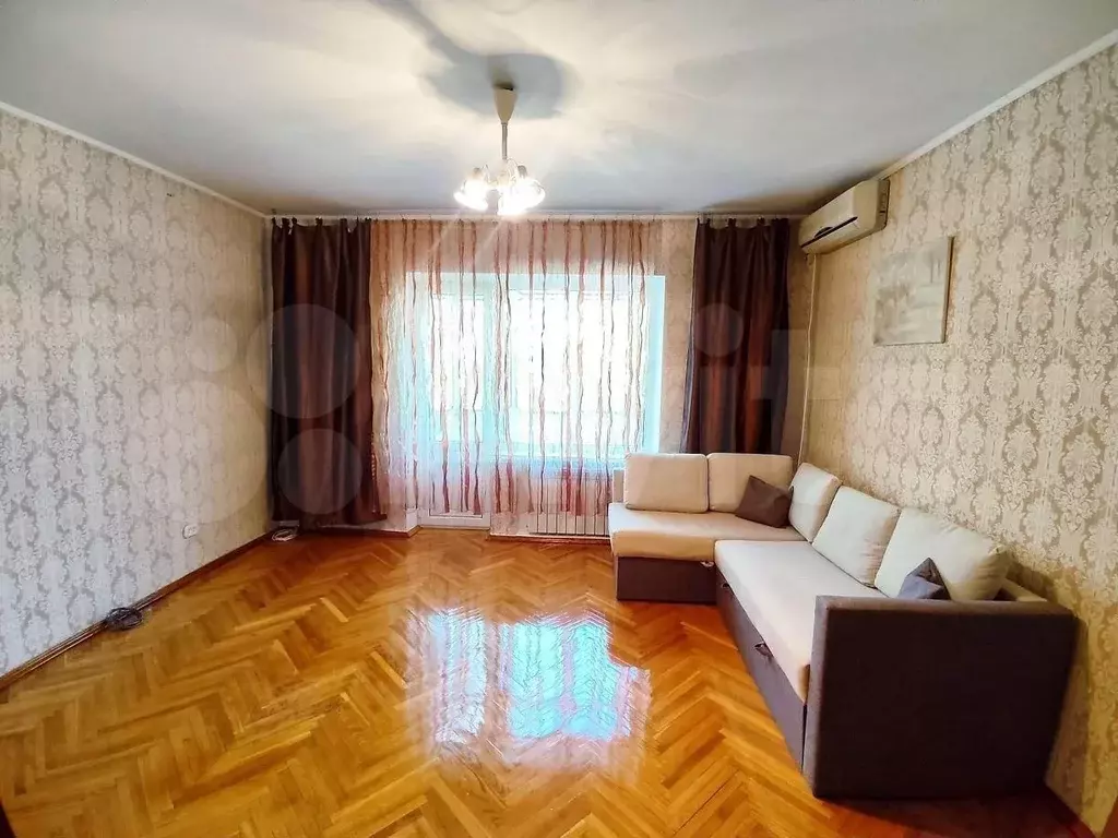 2-к. квартира, 55 м, 3/9 эт. - Фото 0