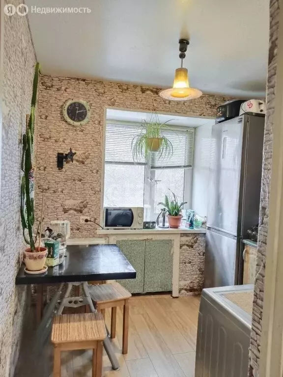 2-комнатная квартира: Тюмень, улица Калинина, 9 (42.4 м) - Фото 2
