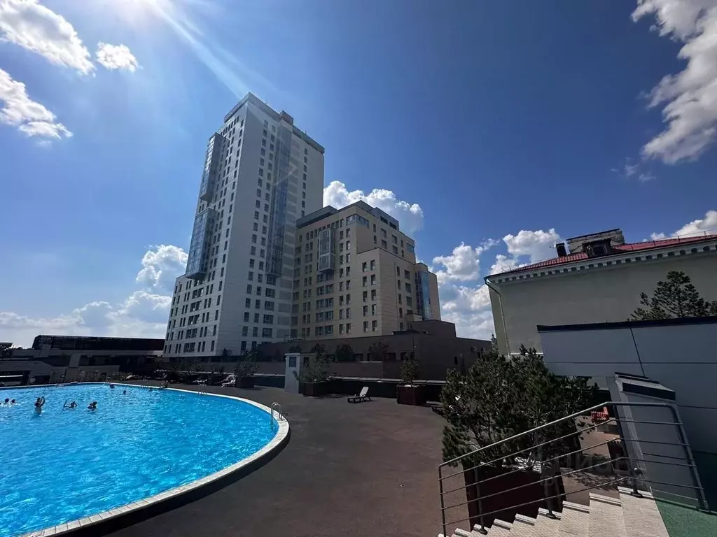 3-к кв. Татарстан, Казань Петербургская ул., 64 (83.0 м) - Фото 0