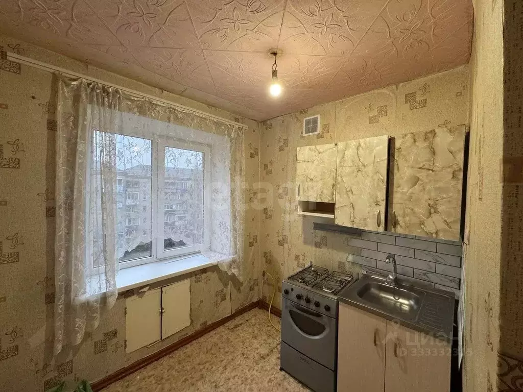 3-к кв. Челябинская область, Пласт Октябрьская ул., 72 (49.7 м) - Фото 1