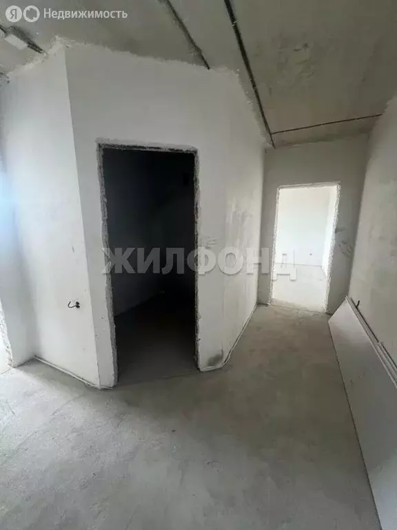 1-комнатная квартира: Георгиевск, улица Дружбы, 4 (62 м) - Фото 1