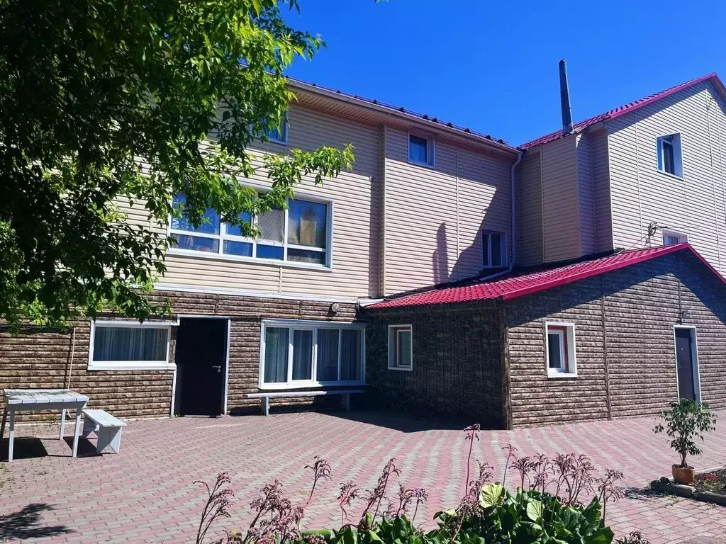 Дом в Томская область, Томск Заречный кп, ул. Прибрежная, 28 (250 м) - Фото 1