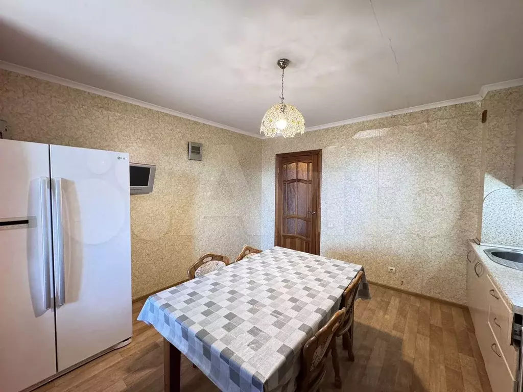 2-к. квартира, 63 м, 7/10 эт. - Фото 1