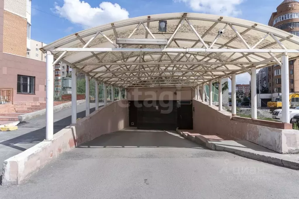 Гараж в Тюменская область, Тюмень ул. Малыгина, 2 (21 м) - Фото 0