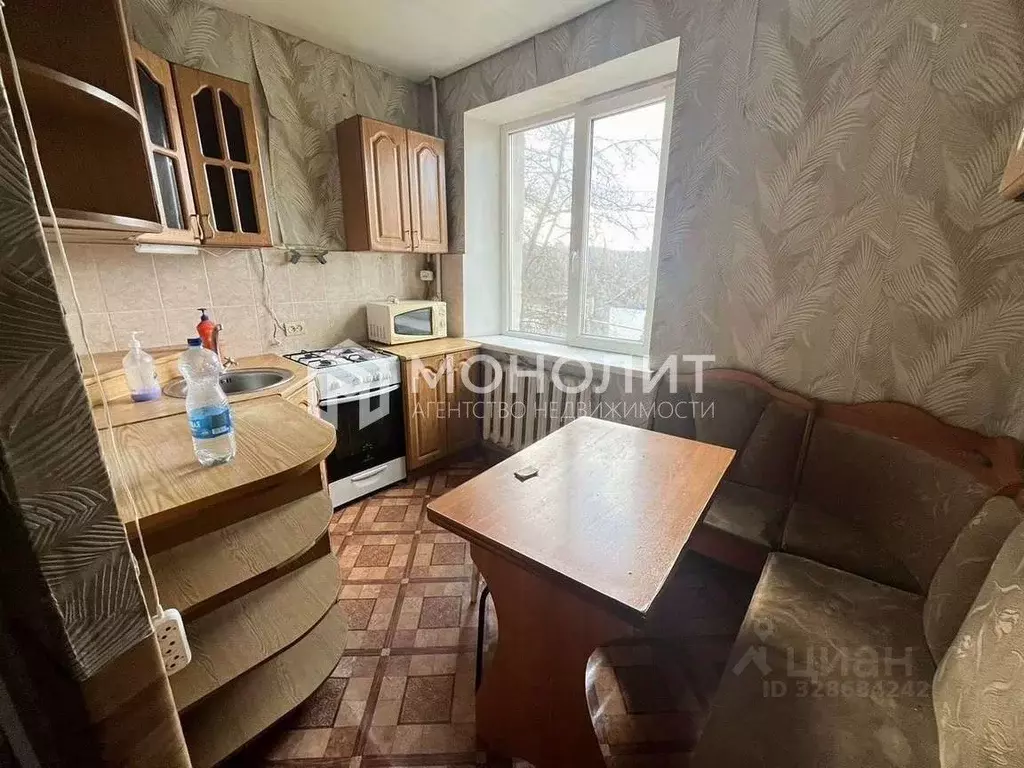1-к кв. Белгородская область, Старый Оскол ул. Хмелева, 34А (40.0 м) - Фото 1