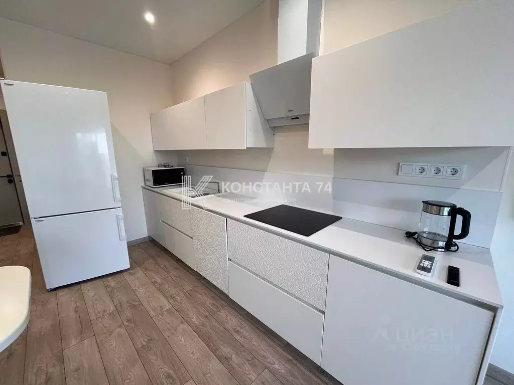 2-к кв. Челябинская область, Челябинск просп. Ленина, 64Б (50.0 м) - Фото 2