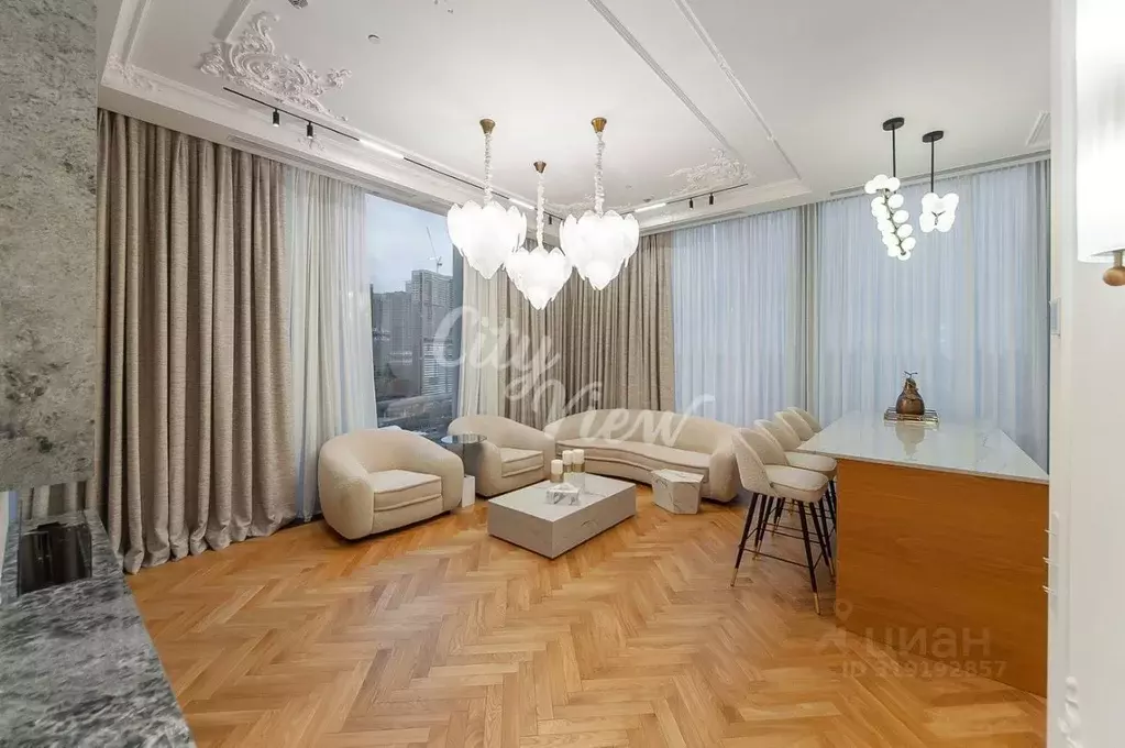 2-к кв. Москва 1-й Красногвардейский проезд, 22с2 (64.0 м) - Фото 0