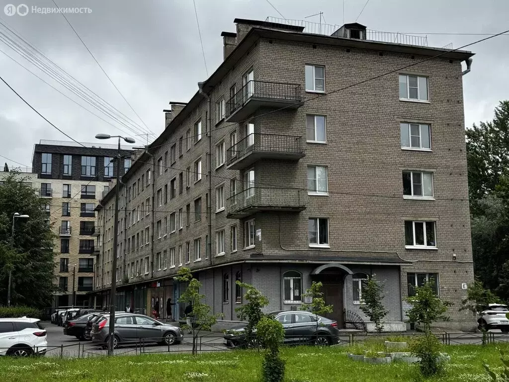 3-комнатная квартира: Санкт-Петербург, Двинская улица, 8 (54.8 м) - Фото 0