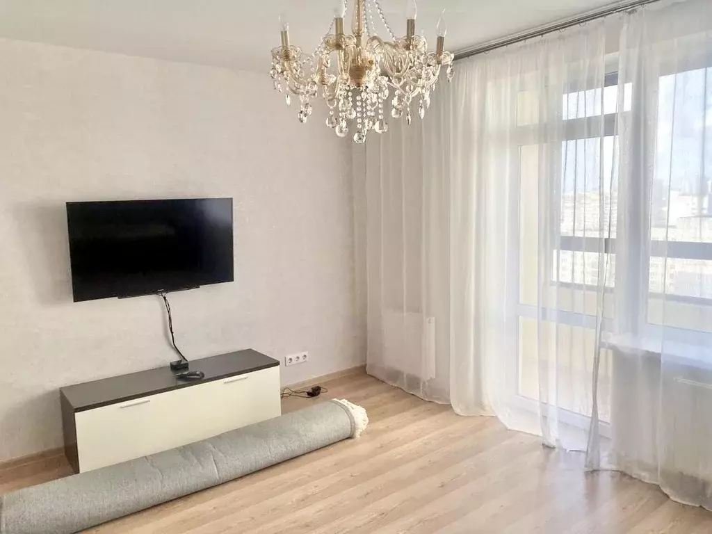 1-к кв. Свердловская область, Екатеринбург ул. Радищева, 61 (54.2 м) - Фото 2