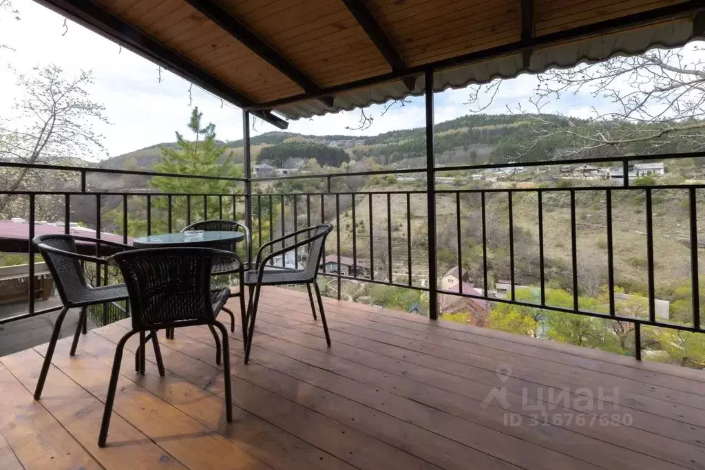 Дом в Ставропольский край, Кисловодск Прудная ул., 97А (50 м) - Фото 2