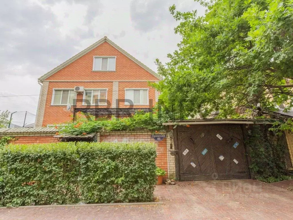 Дом в Ставропольский край, Ставрополь Пражский пер. (450 м) - Фото 1