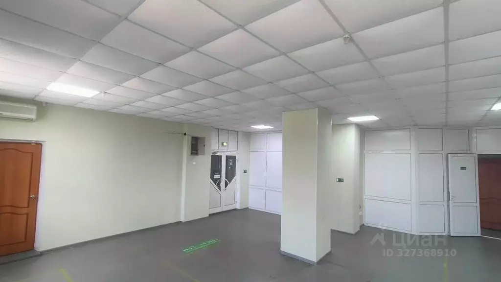 Помещение свободного назначения в Свердловская область, Серов ... - Фото 1