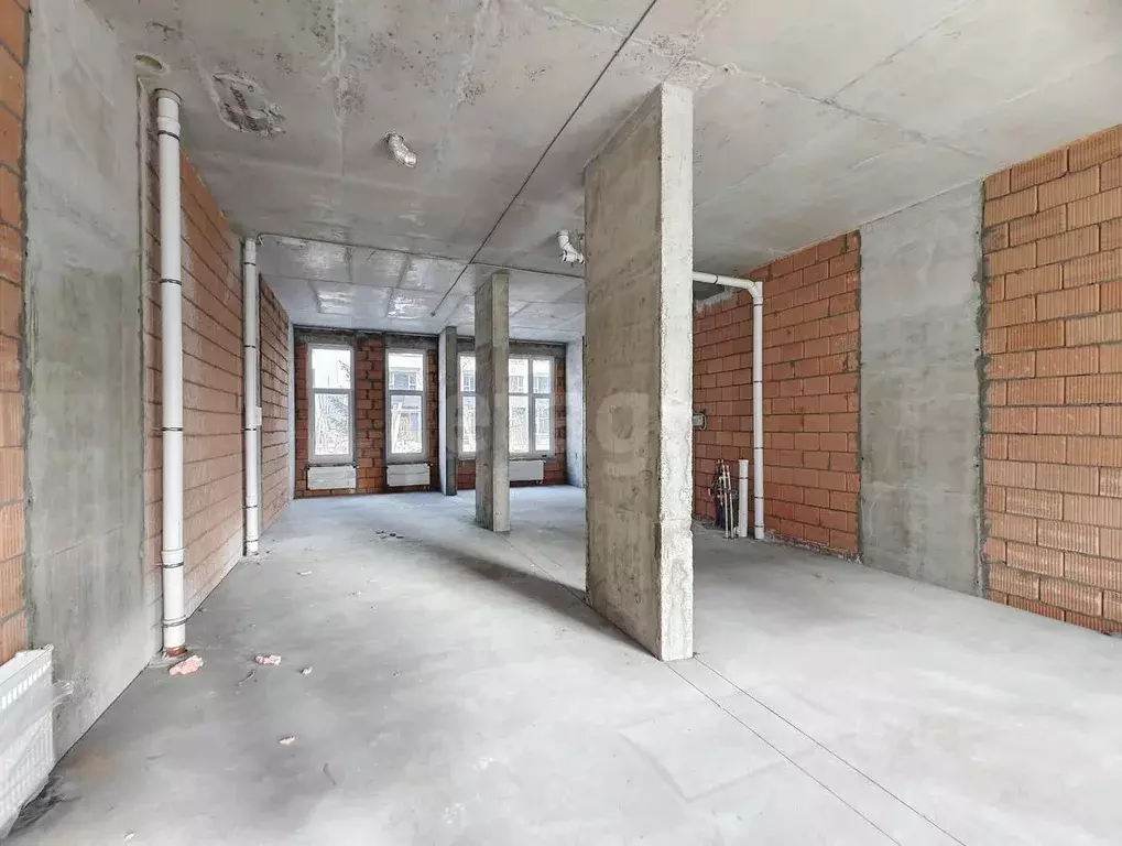 Помещение свободного назначения в Тюменская область, Тюмень ул. Павла ... - Фото 0