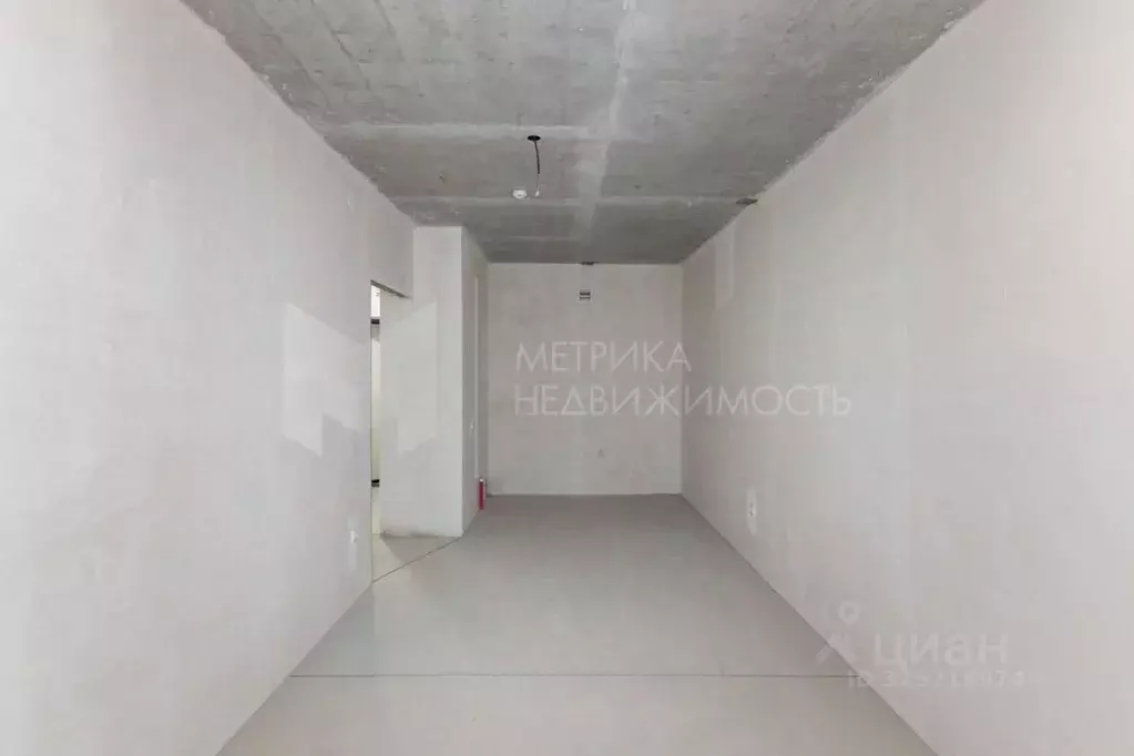 1-к кв. Тюменская область, Тюмень ул. Краснооктябрьская, 8 (38.4 м) - Фото 1