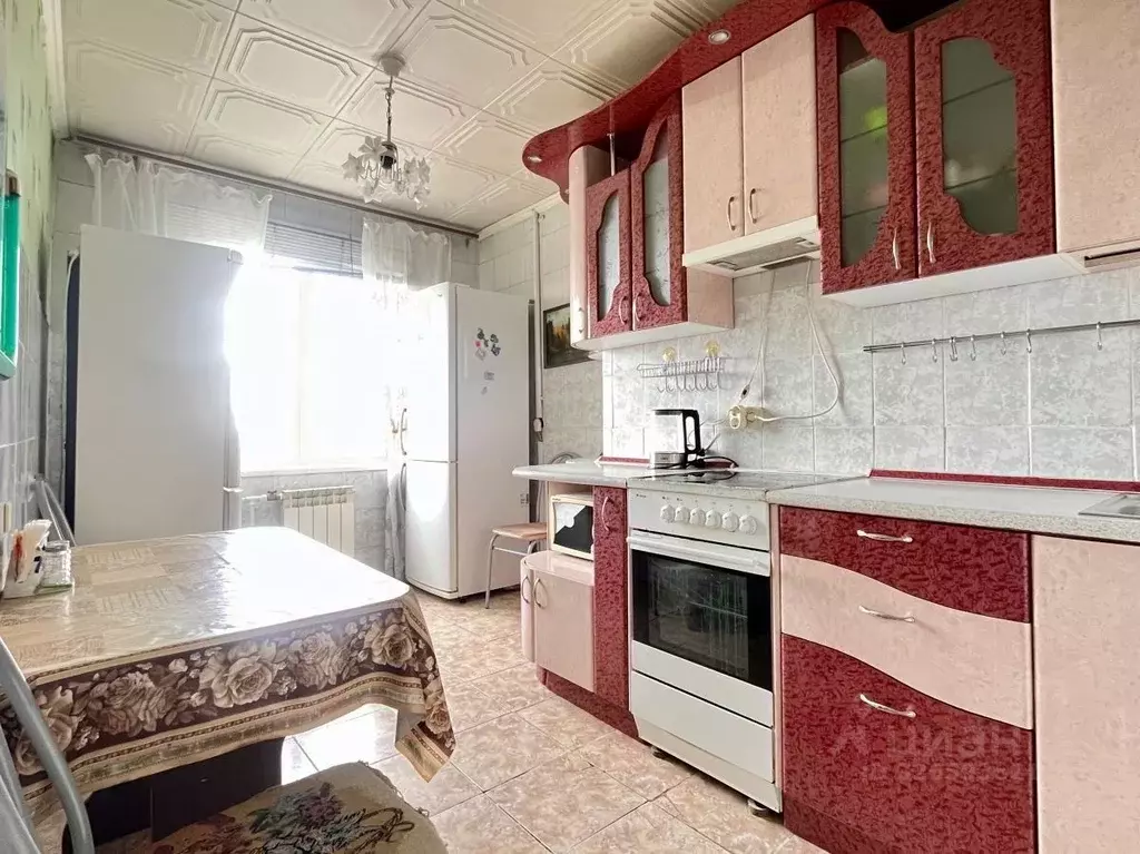 2-к кв. Омская область, Омск Волгоградская ул., 34 (67.1 м) - Фото 1