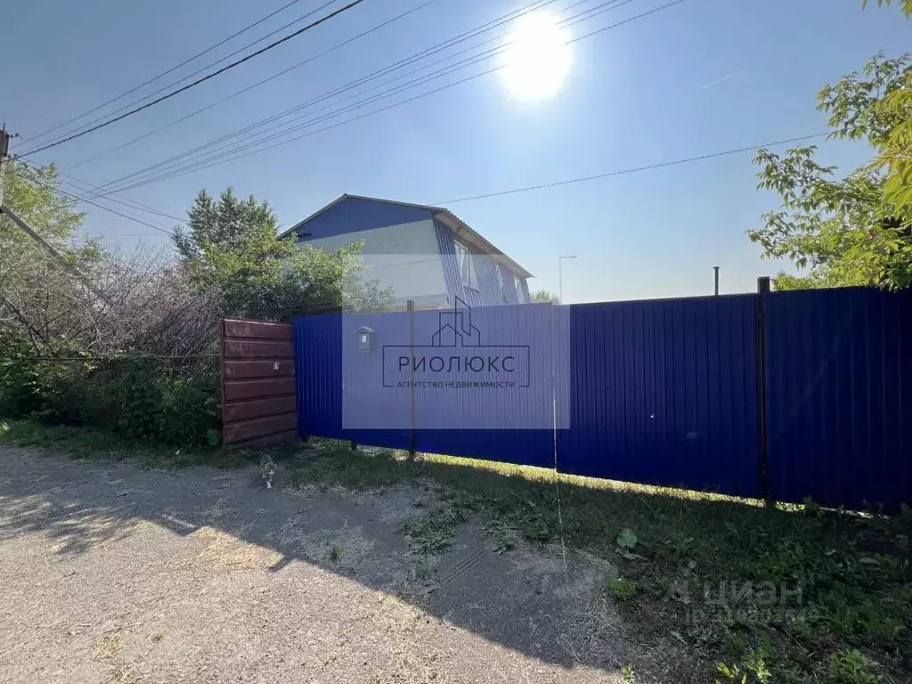 Дом в Челябинская область, Магнитогорск ул. Добролюбова, 39 (130 м) - Фото 0