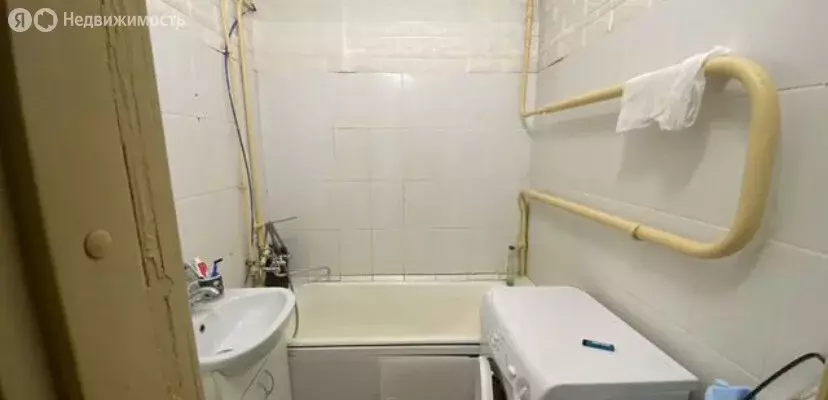 2-комнатная квартира: Кировск, улица Пушкина, 10 (43.3 м) - Фото 1