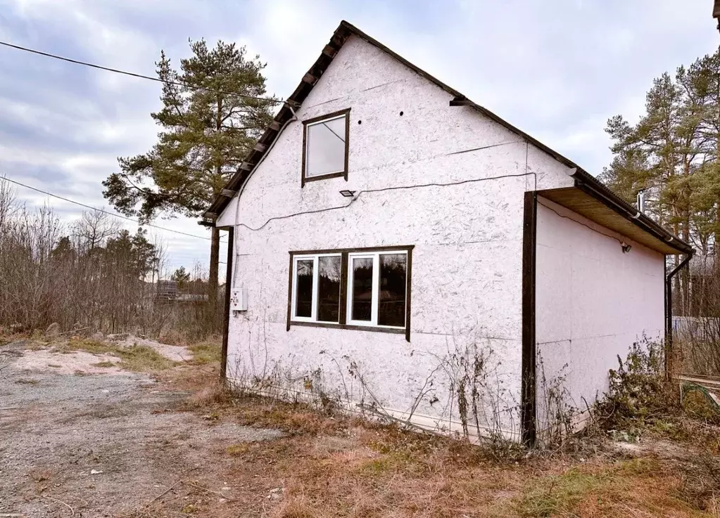 Дом в Карелия, Прионежский район, с. Заозерье Лесная ул., 21В (50 м) - Фото 1