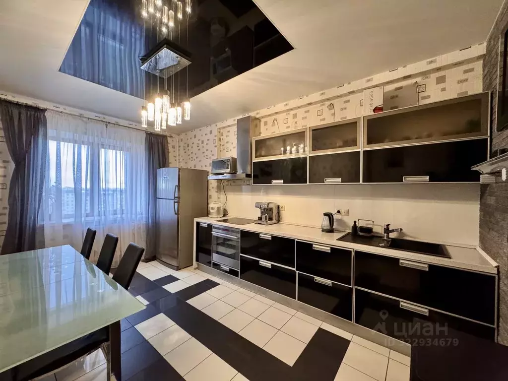 3-к кв. Липецкая область, Липецк бул. Имени Павла Шубина, 13А (85.9 м) - Фото 1