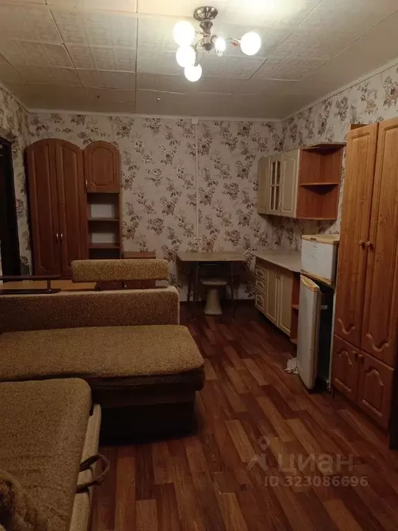 Комната Курская область, Курск Республиканская ул., 60 (18.0 м) - Фото 2