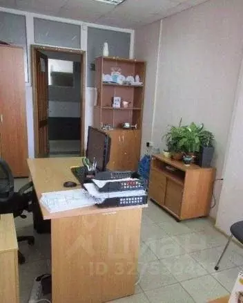 Помещение свободного назначения в Тюменская область, Тюмень ул. 50 лет ... - Фото 1