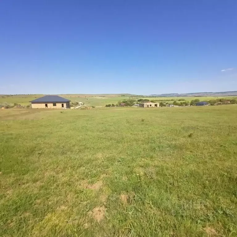 Участок в Крым, Симферопольский район, Чистенское с/пос, с. Камышинка  ... - Фото 1