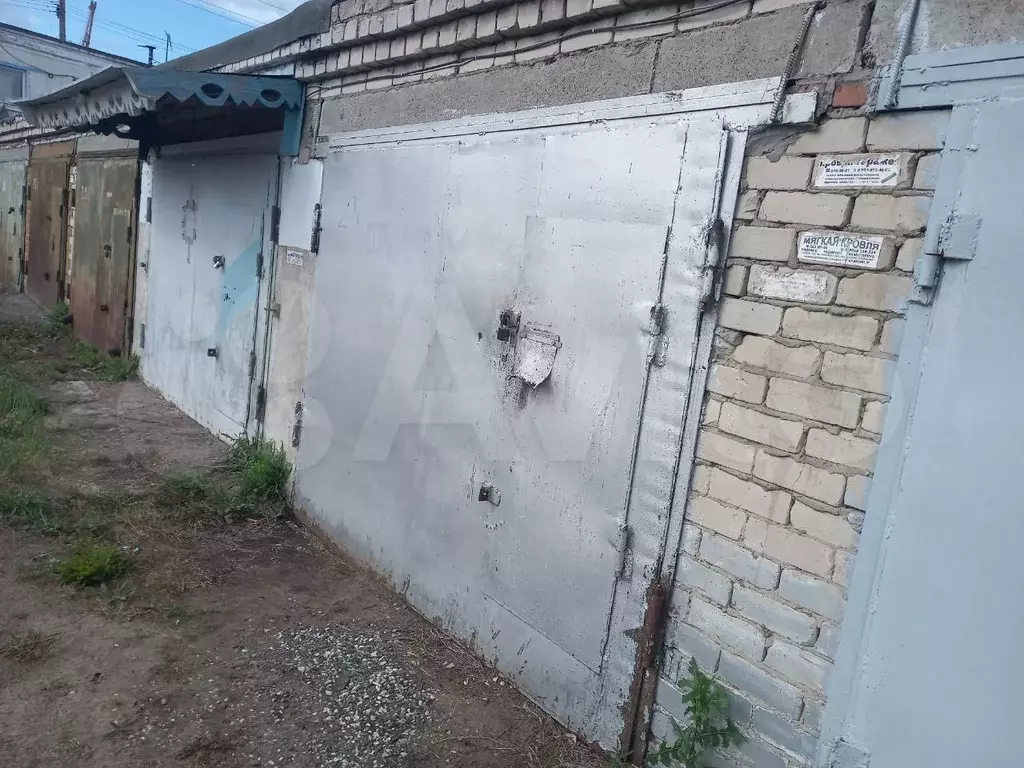 Гаражи уруссу. Электричество в металлический гараж. Гараж Казань.