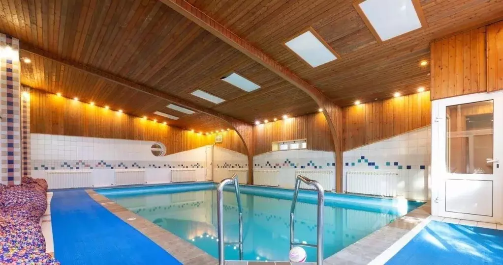 Дом в Московская область, Люберцы городской округ, Красково пгт ул. ... - Фото 2