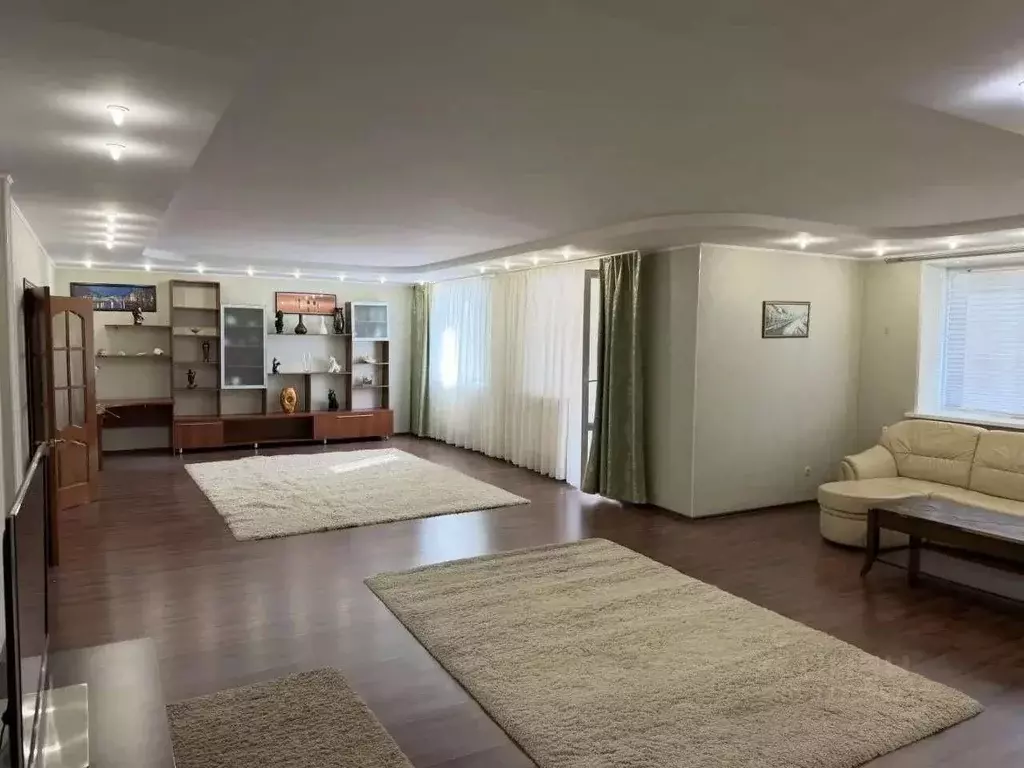 3-к кв. Белгородская область, Старый Оскол Степной мкр, 3 (160.0 м) - Фото 1