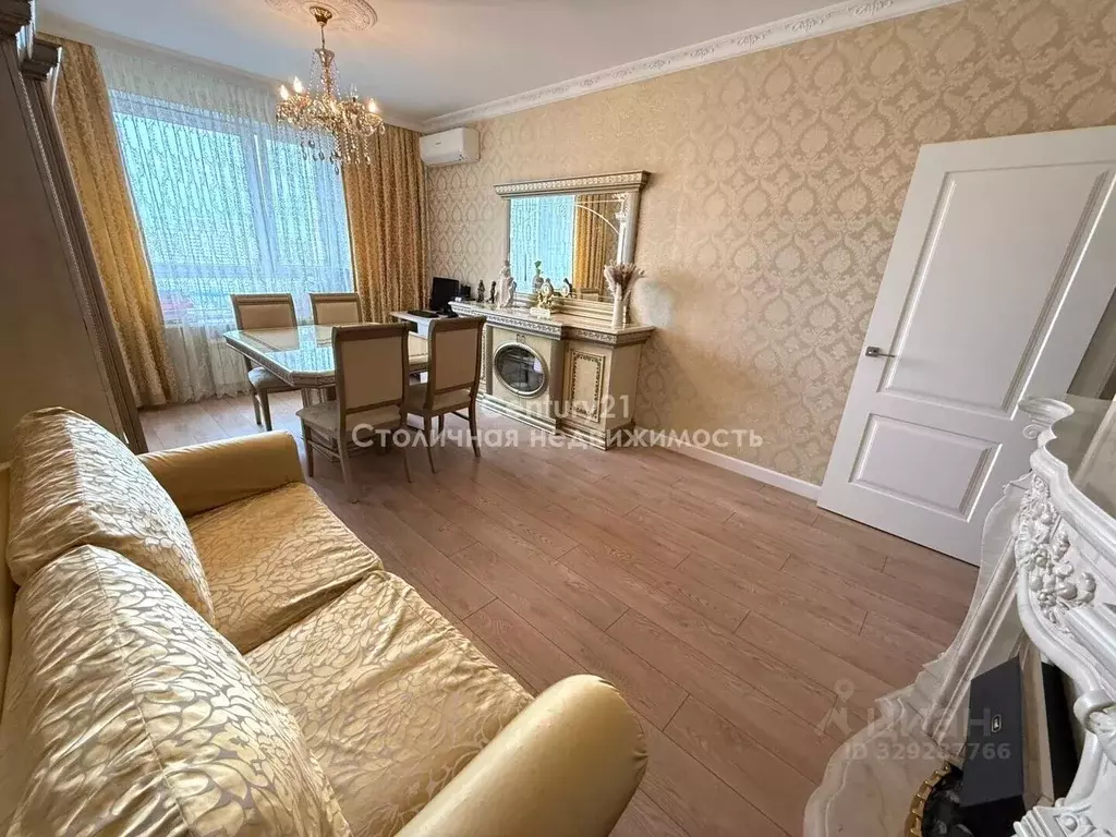 2-к кв. Москва, Москва, Московский г. ул. Никитина, 11к5 (68.5 м) - Фото 1